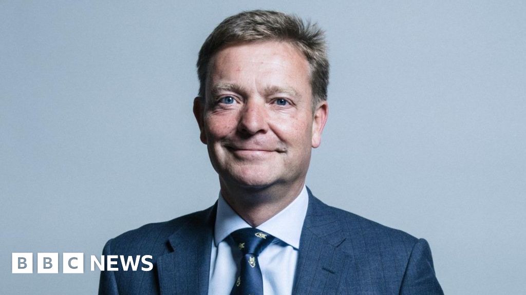 Craig Mackinlay: MP recovering after being put in coma with sepsis