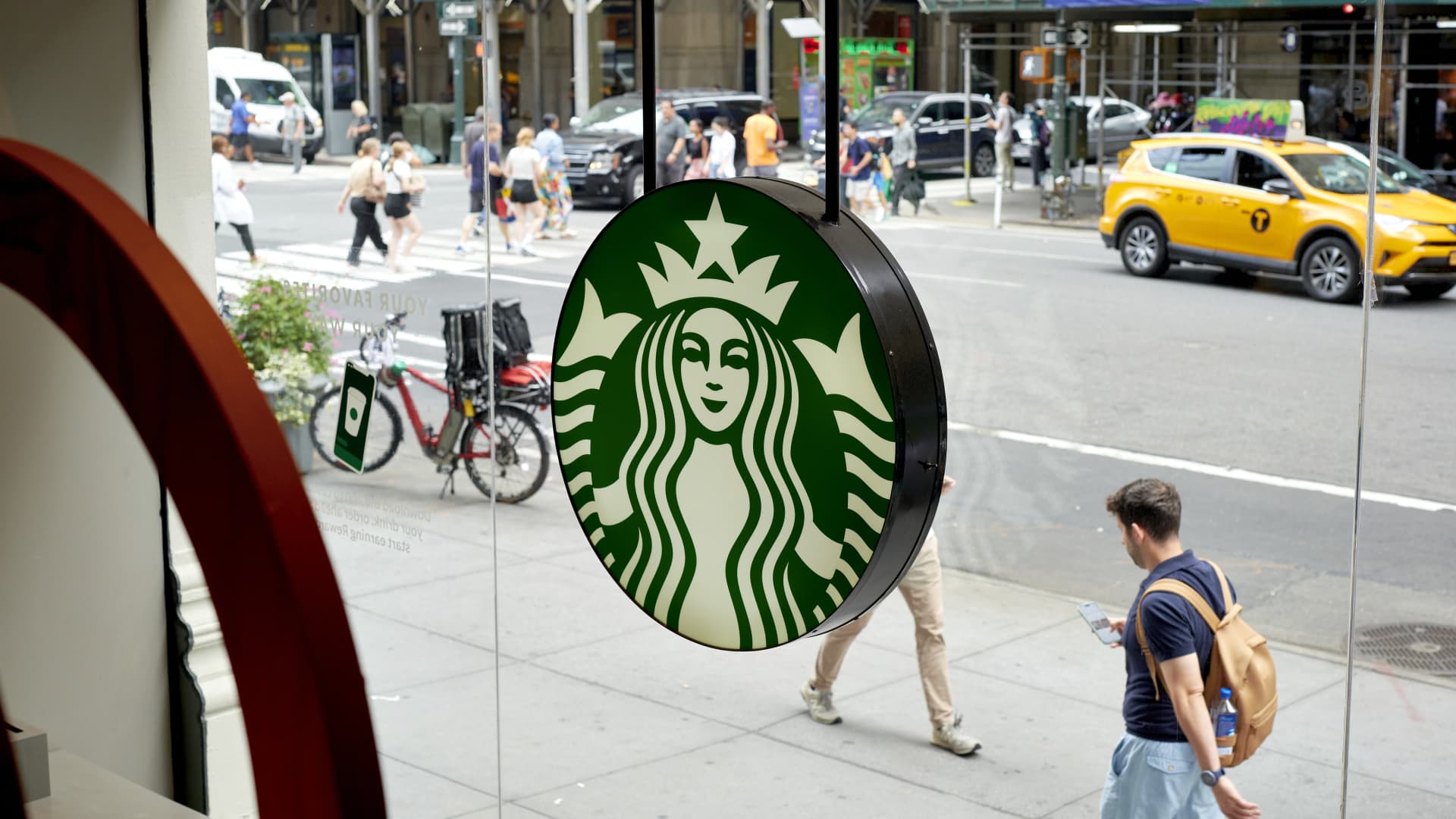 Starbucks (SBUX) earnings Q4 2023