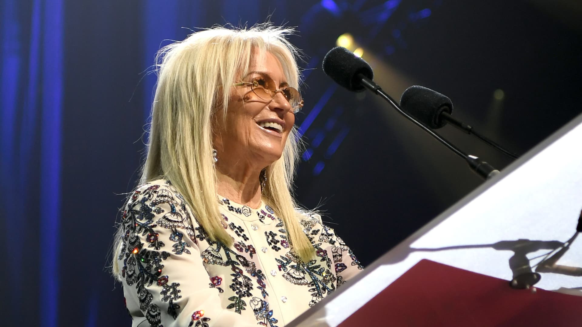 Miriam Adelson makes play for Texas with Mavericks deal
