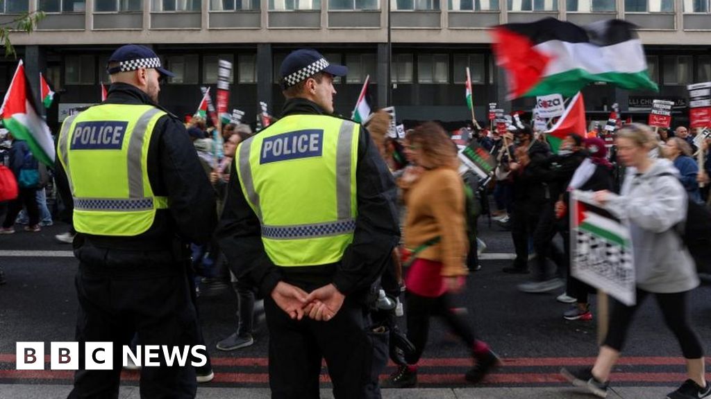 Police impose Cenotaph exclusion zone ahead of London pro-Palestinian protest