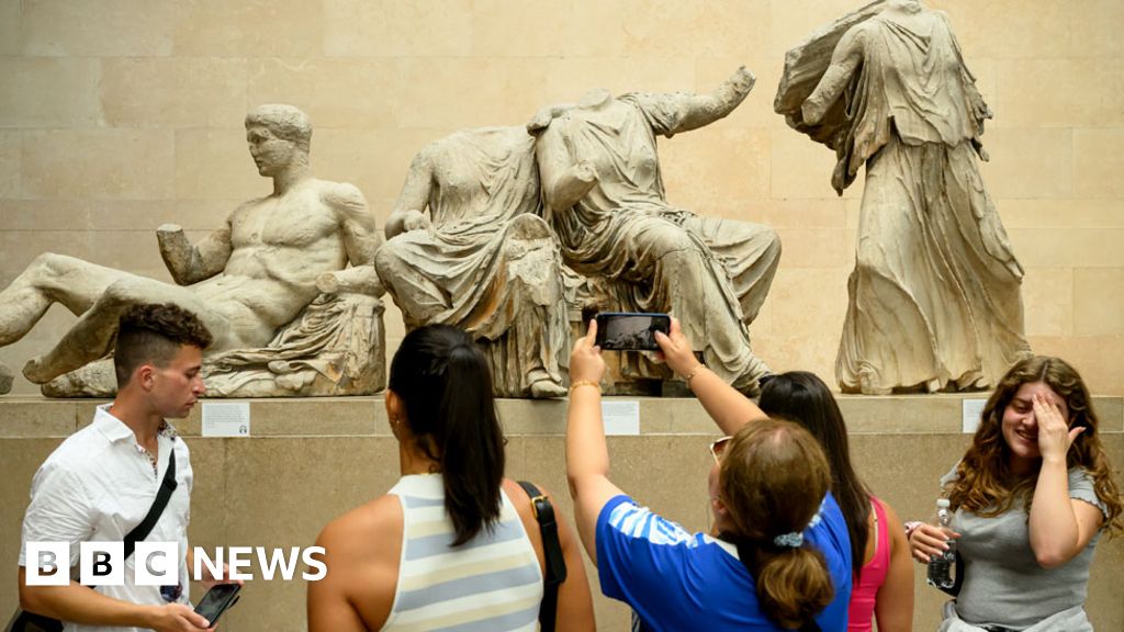 Greeks broke promise not to raise Elgin Marbles, says No 10