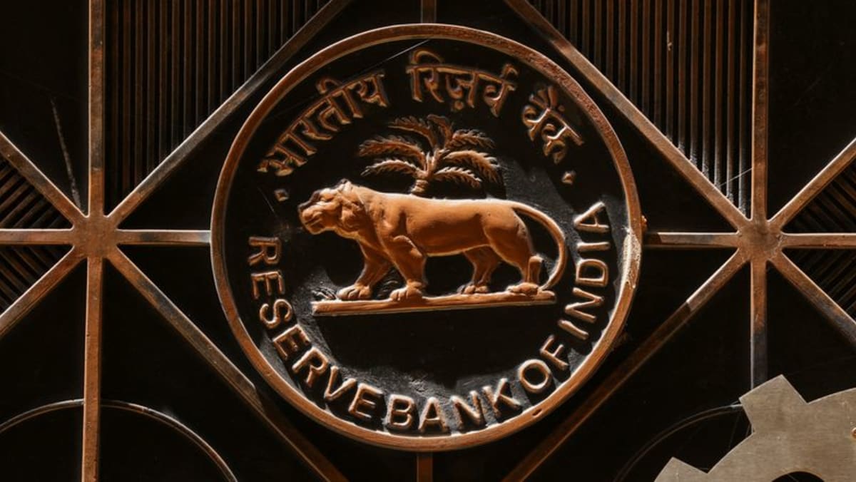 India cenbank asks LSEG to explain forex system outage – source