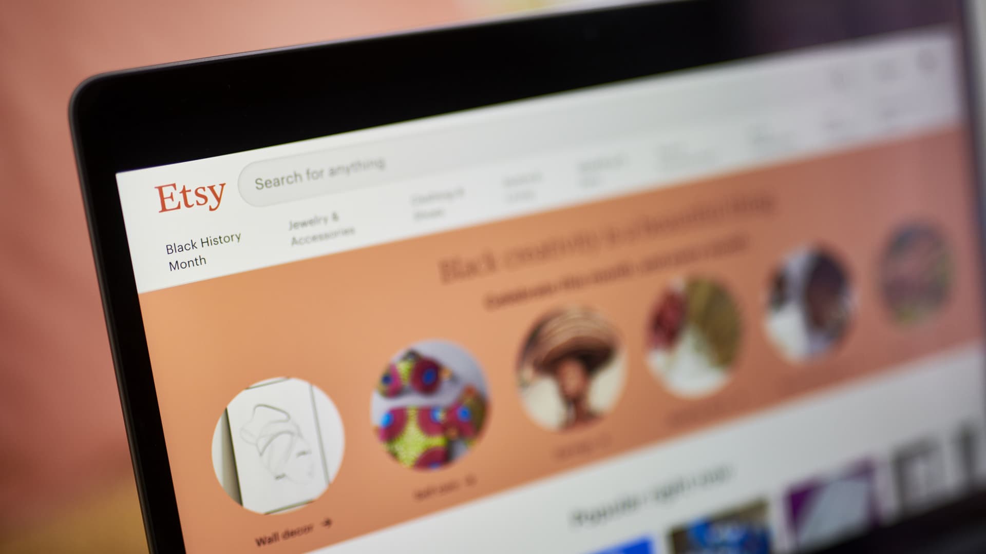 Etsy laying off 11% of staff, citing competitive environment