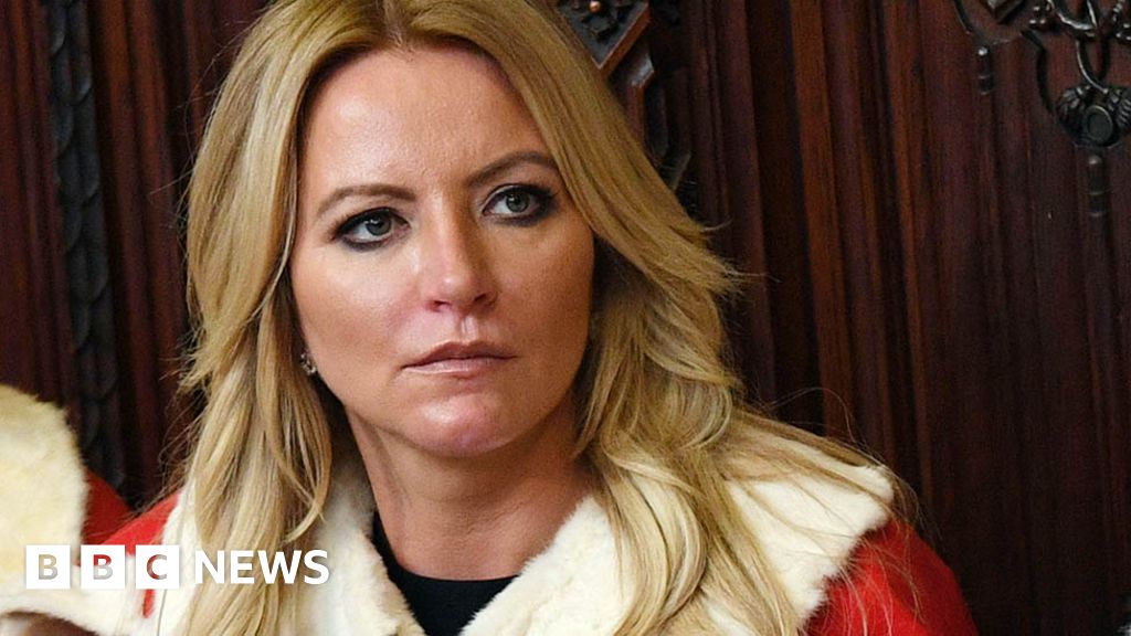 Michelle Mone should not be in Lords, Keir Starmer says
