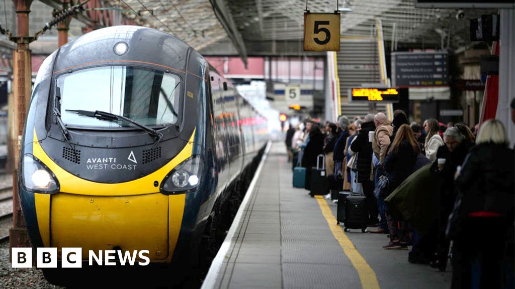 Rail fares in England to rise by up to 4.9% in March