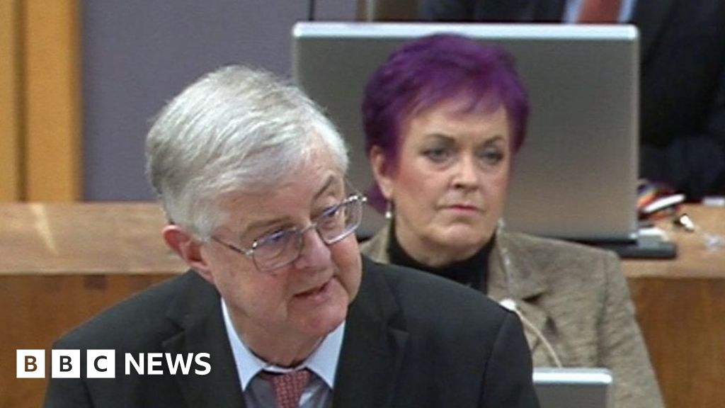 WRU sexism row: Mark Drakeford launches probe into minister’s comments
