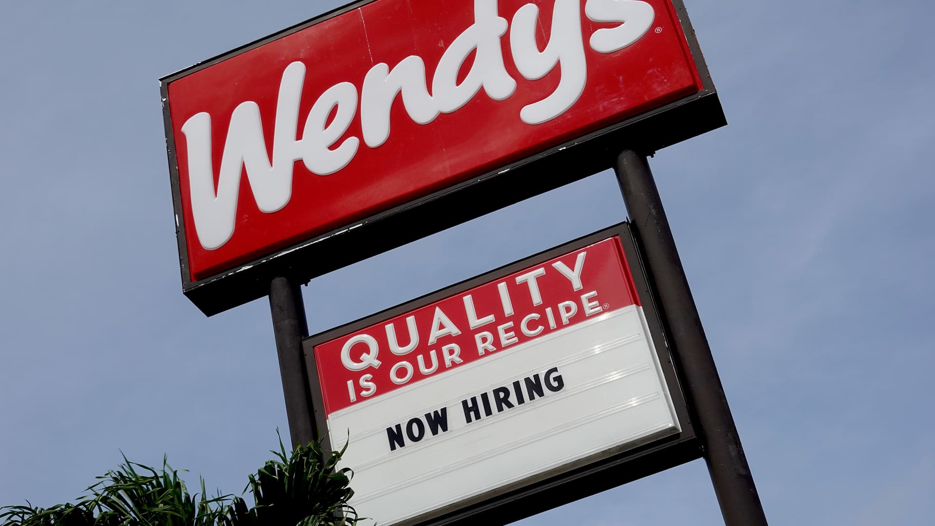 Wendy’s names Kirk Tanner new CEO