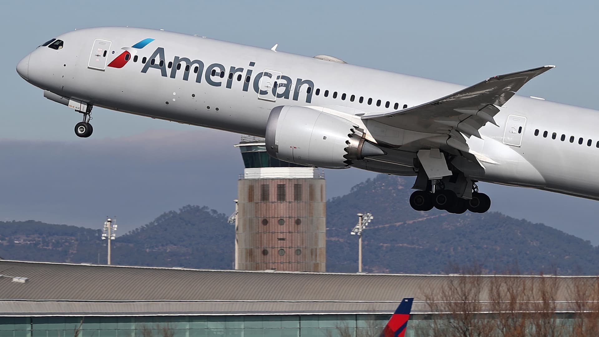 American Airlines (AAL) Q4 2023 earnings