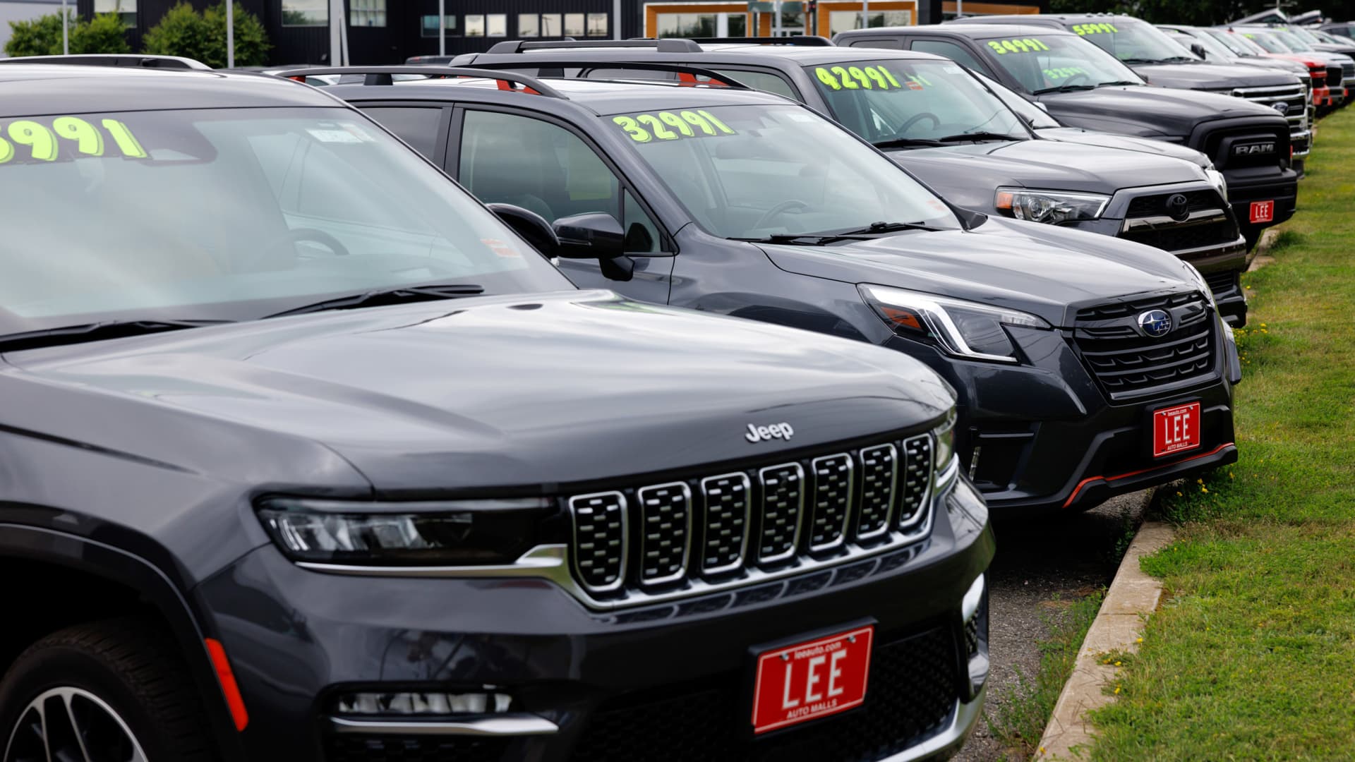 Used car prices high but expected to stabilize in 2024