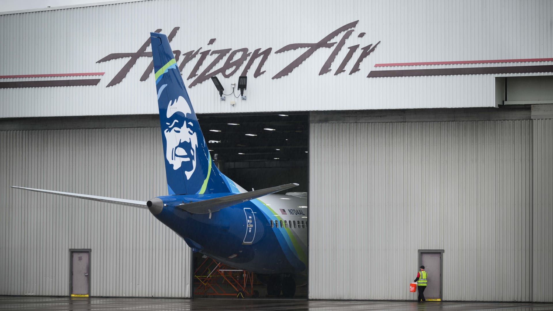 Boeing 737 Max 9 review gets independent advisor