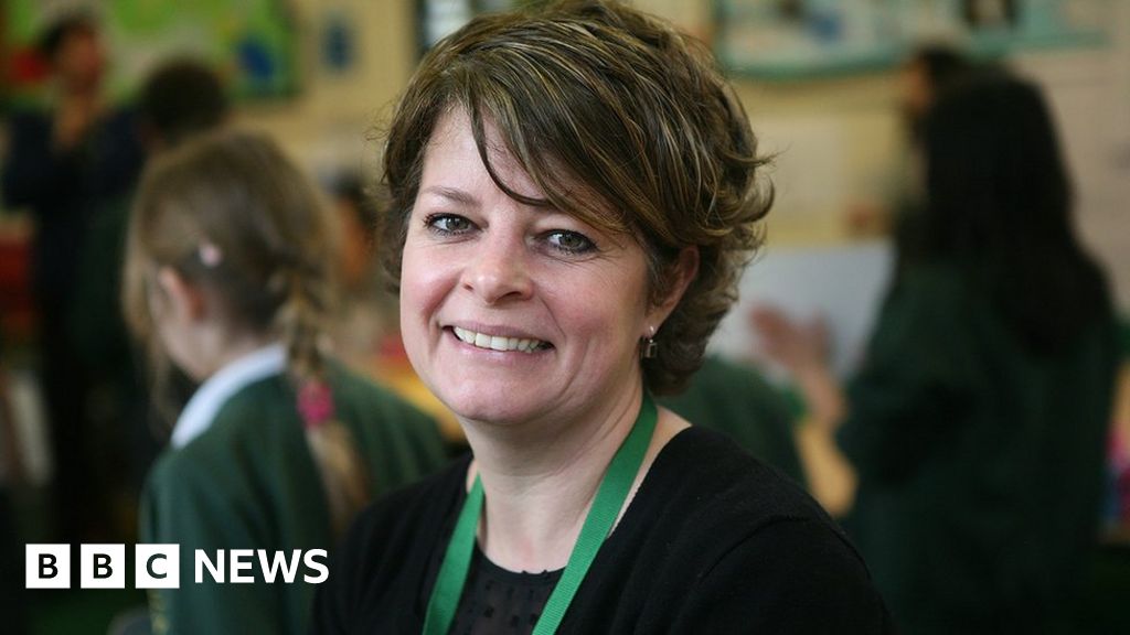 Ofsted: MPs call for an end to single-word grades