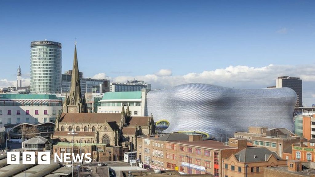 ‘Bankrupt’ Birmingham council plans up to 600 job cuts