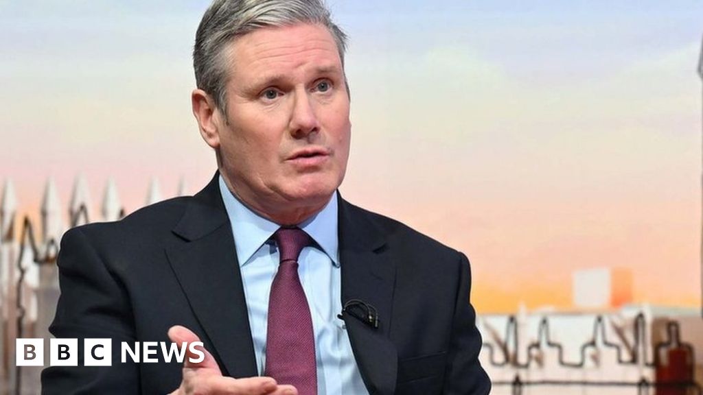 Starmer denies backtracking on military action vote