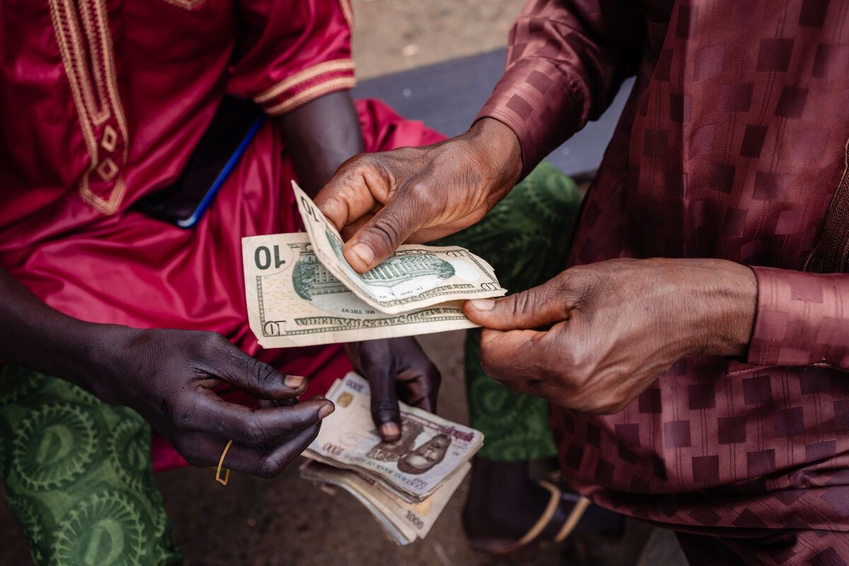 Nigeria (NGN/USD) Brings Naira Forex Into Open to Defeat Street Market