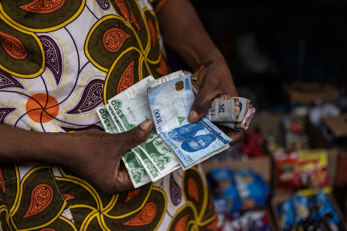 Nigeria Central Bank Vows to Clear Forex Backlog ‘Within a Short Time’
