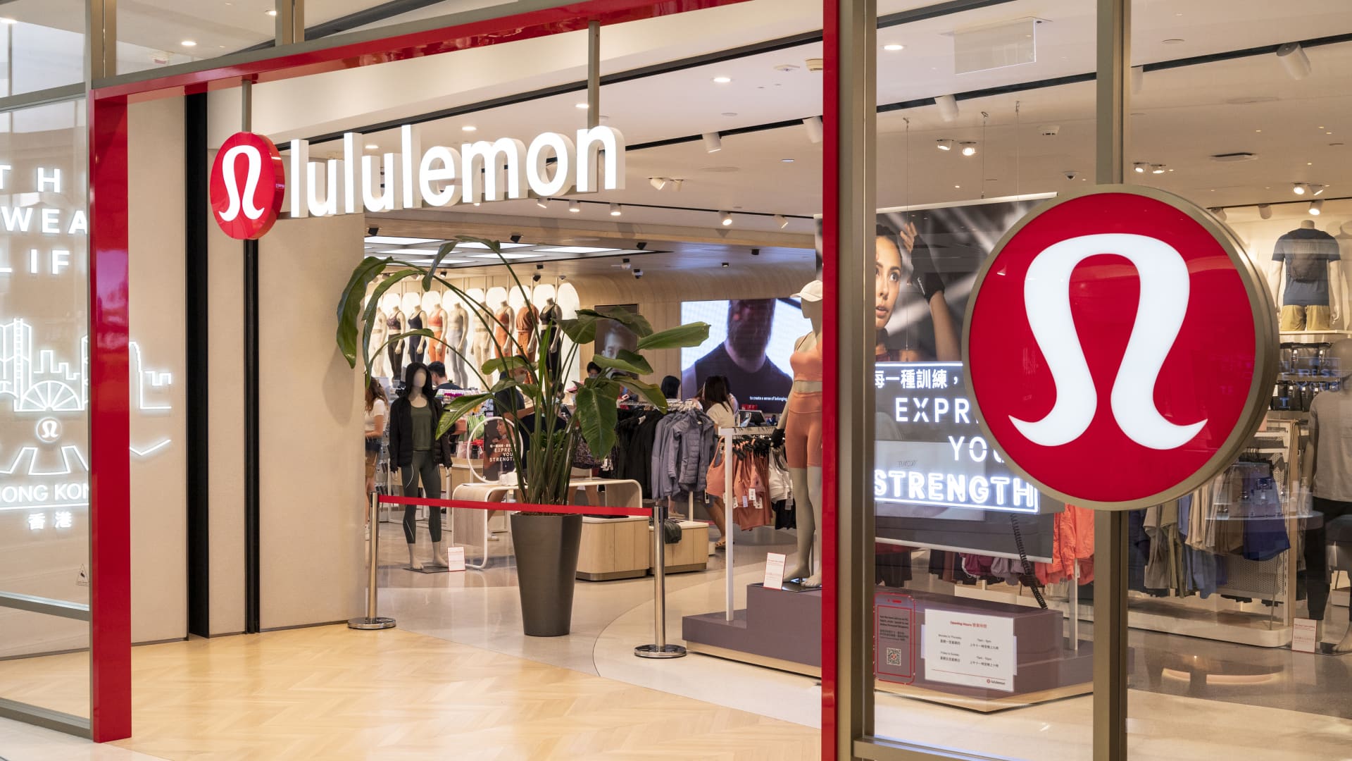 Lululemon to launch first men’s footwear line