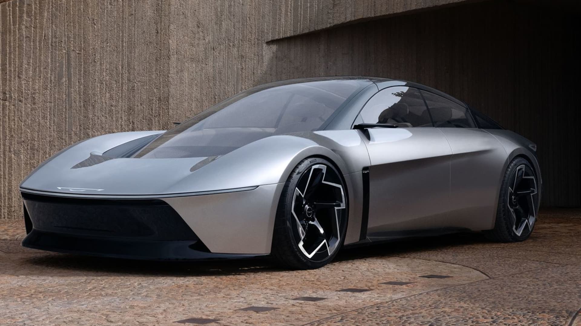 Chrysler unveils Halcyon EV concept car