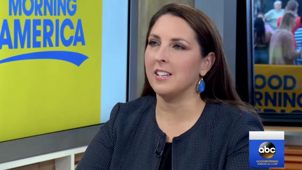 2017: Ronna McDaniel defends Trump’s ‘both sides’ comment