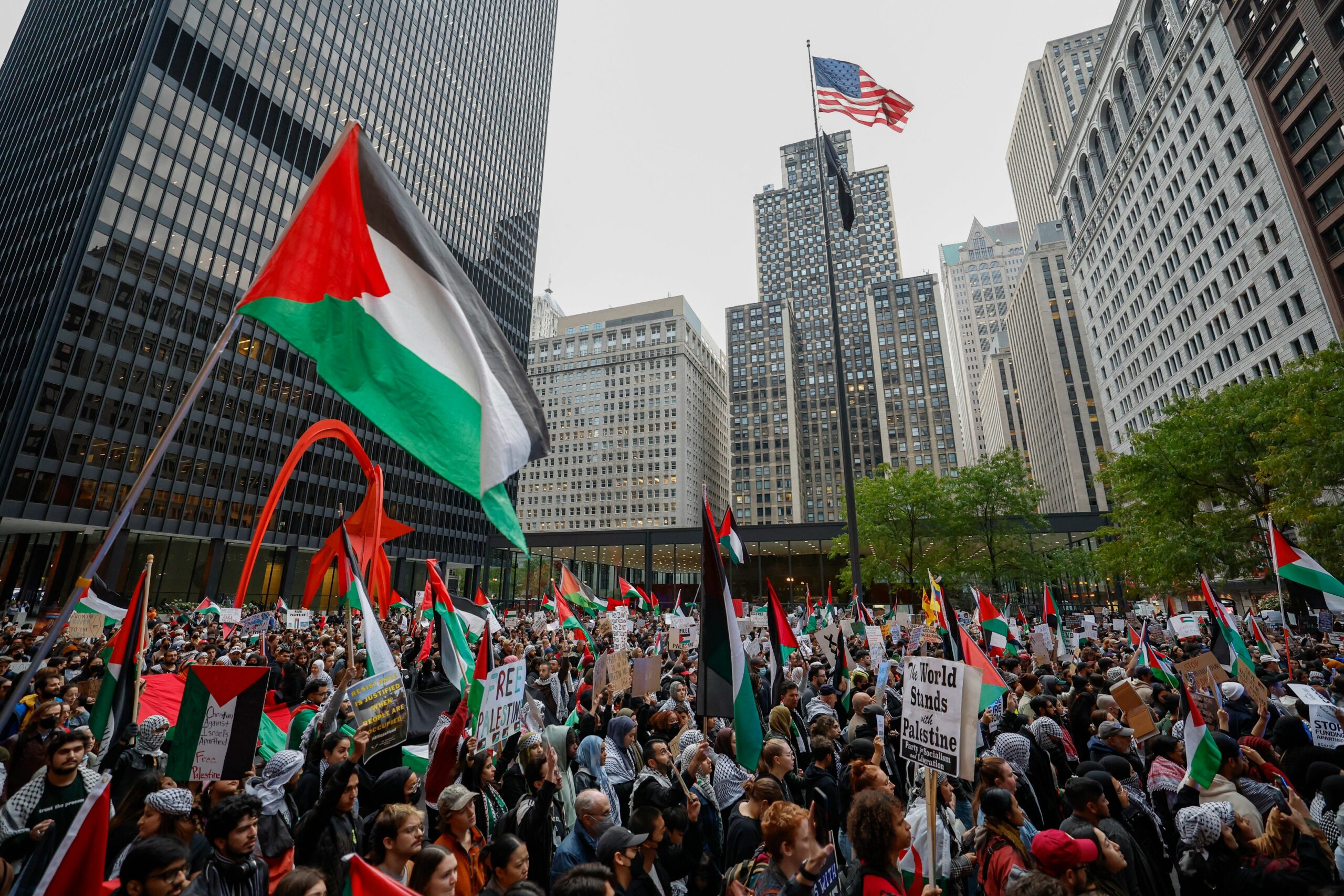 Chicago City Council passes Israel-Hamas ceasefire resolution
