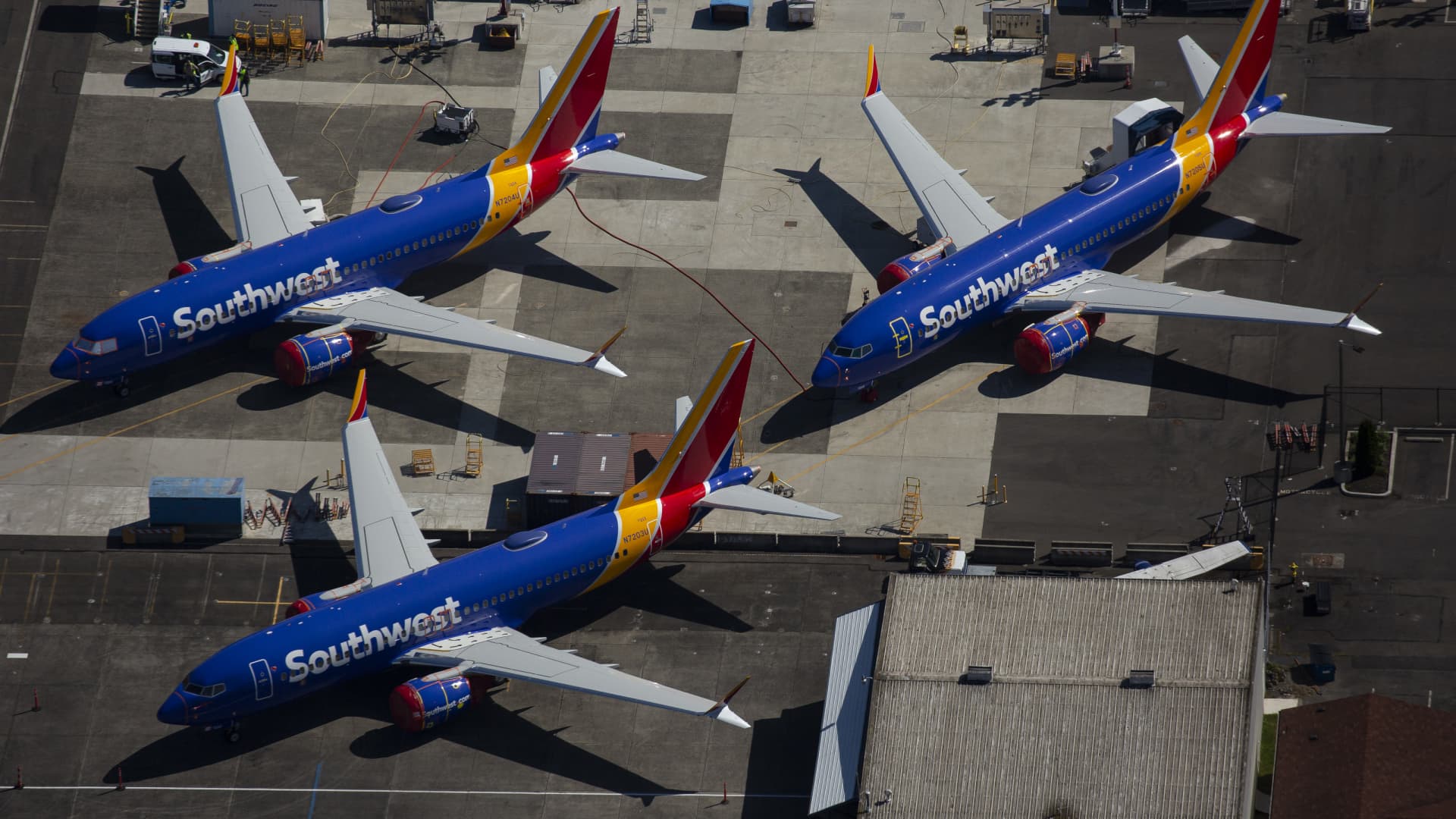 Southwest Airlines cuts capacity, and rethinks 2024 financial forecast, citing Boeing problems