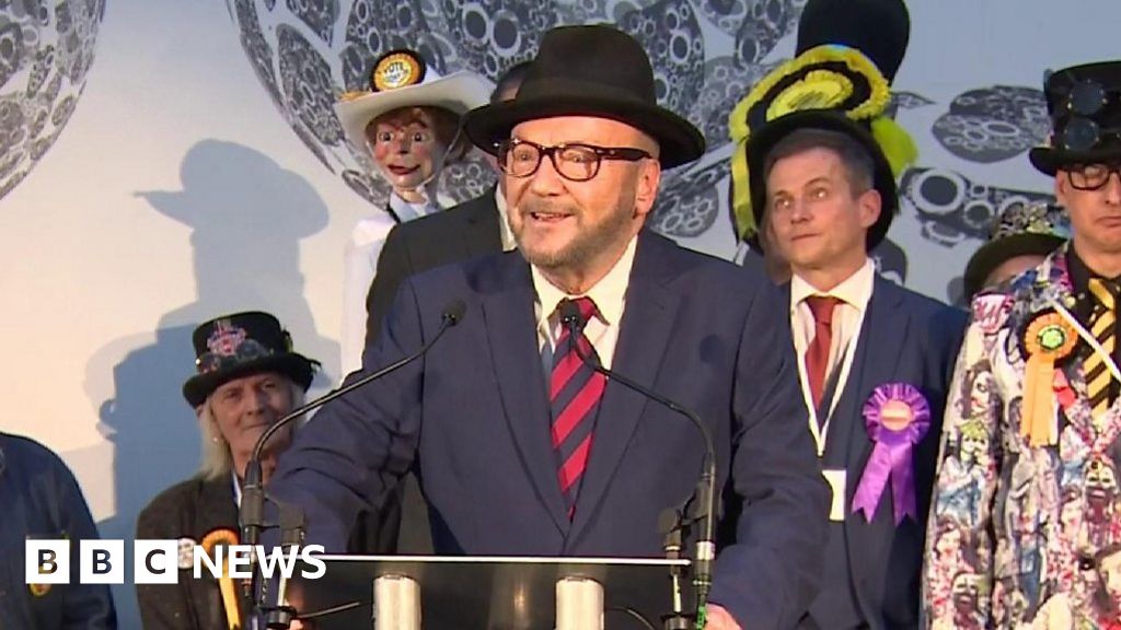 Rochdale: George Galloway directs by-election victory speech at Labour
