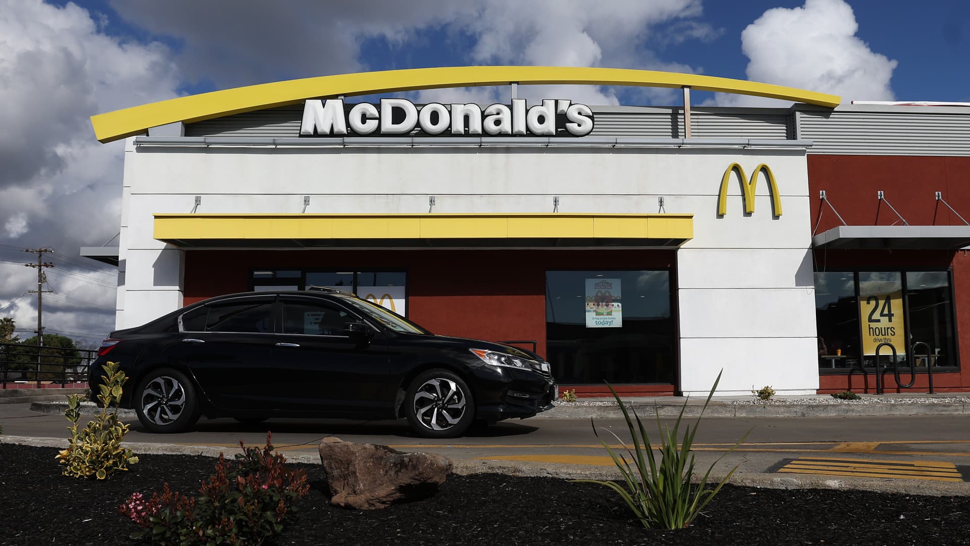 McDonald’s menu items cost 40% more than in 2019 on average, exec says