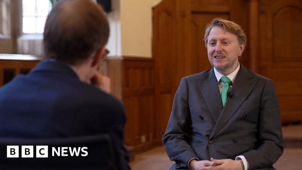 Watch: Former Tory MP says he backing Labour