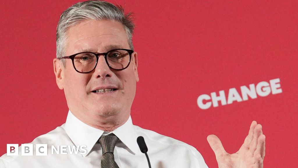 Starmer emphasises small town roots in first big campaign speech