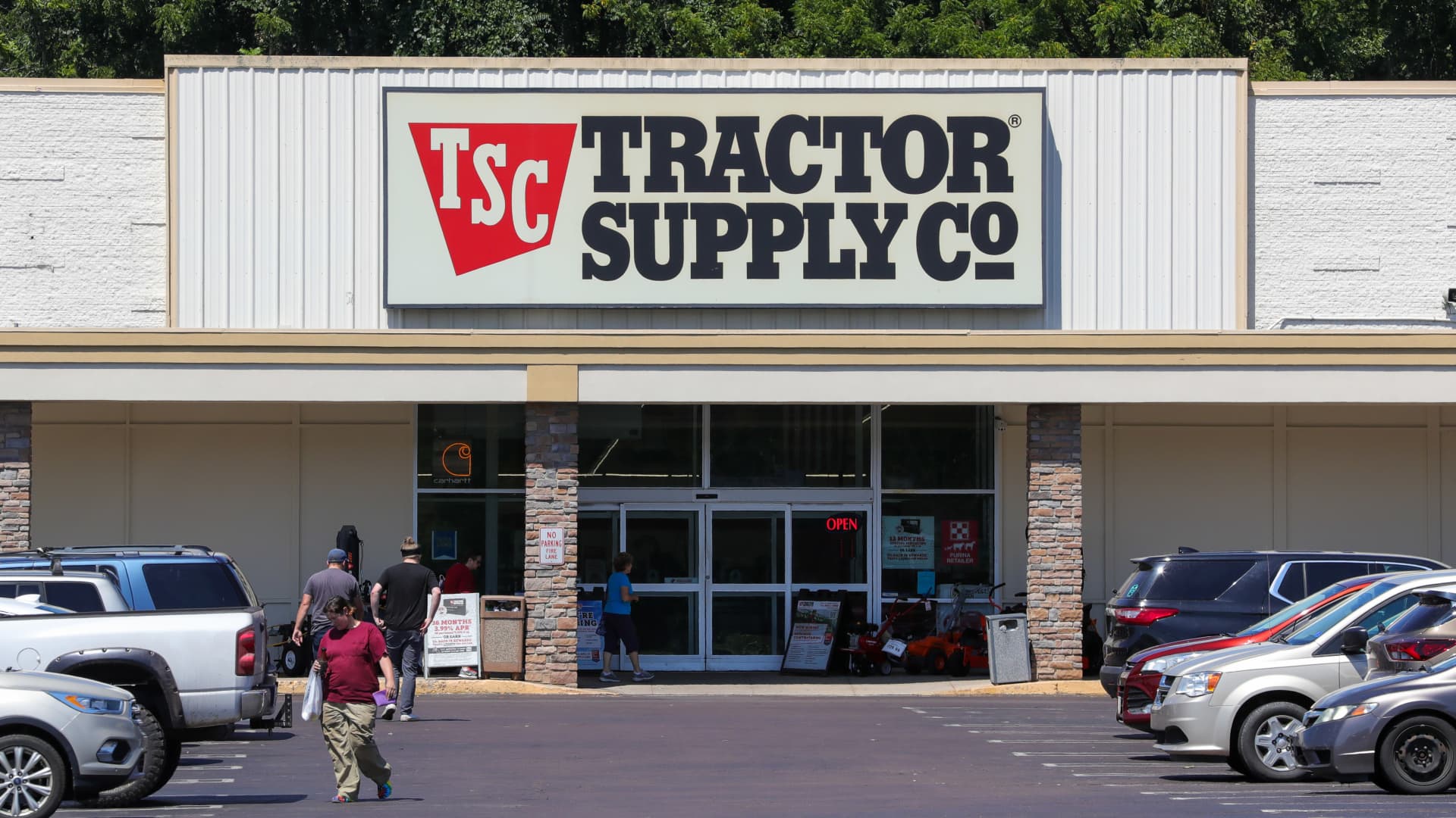 Tractor Supply ends DEI, Pride support and carbon goals