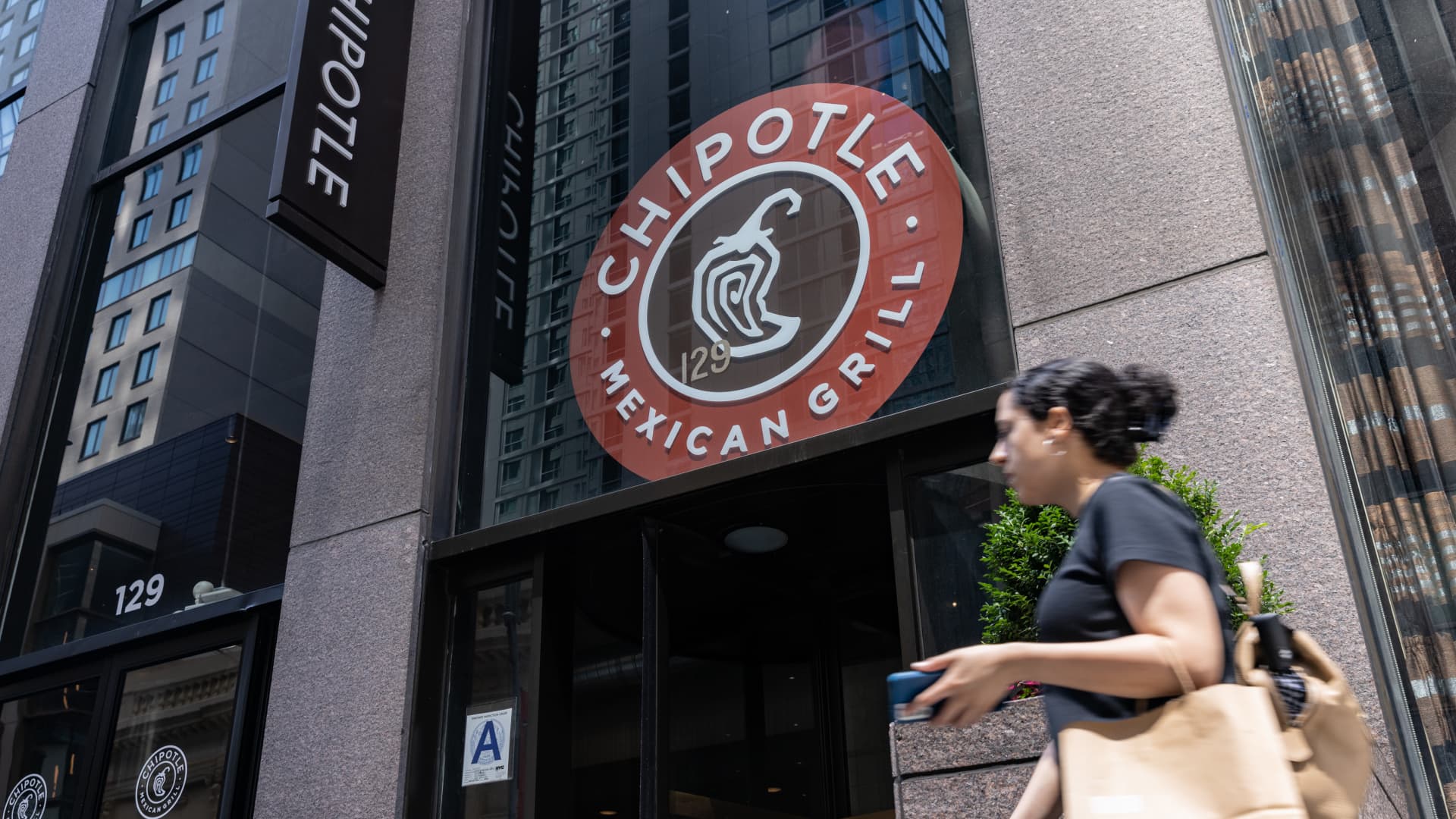 Chipotle Mexican Grill (CMG) Q2 2024 earnings
