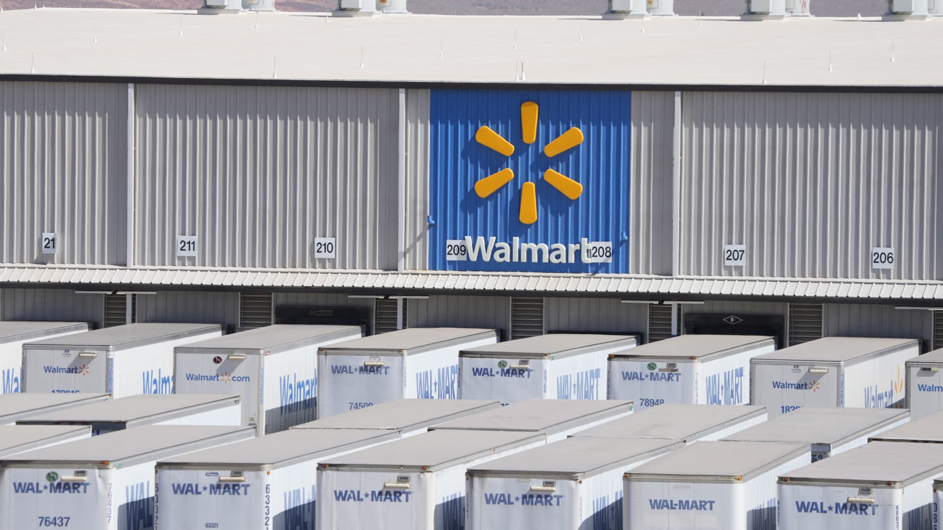 Top Wall Street analysts pound the table on these 3 dividend stocks