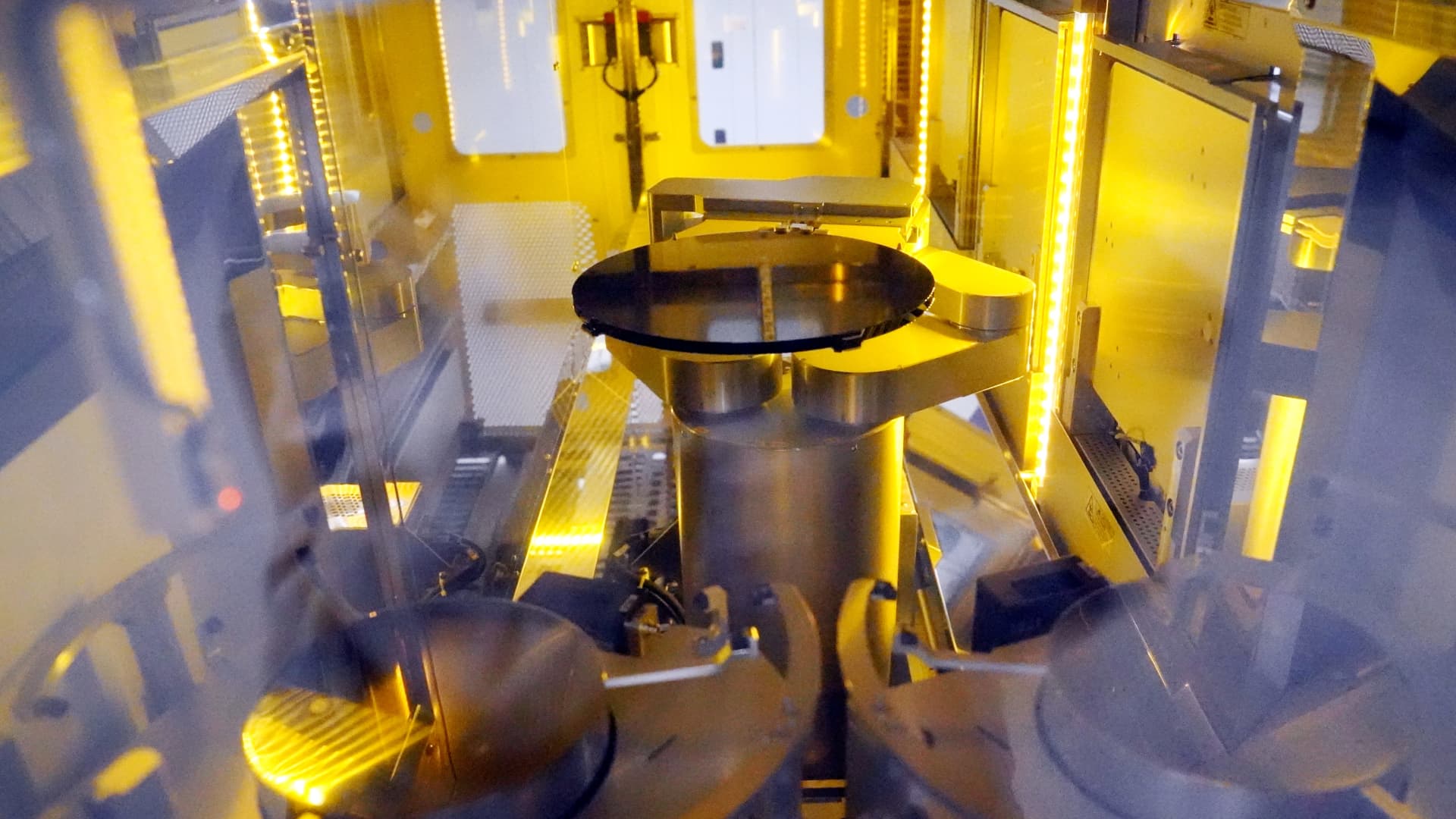 GlobalFoundries hiring as semiconductor chip demand rises