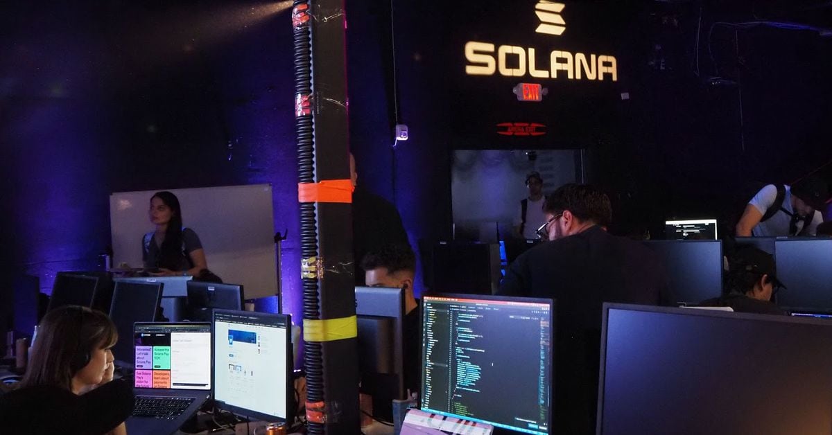 Solana Memecoins Jump as SOL Reverses Monday’s Rout on ETF Hopes