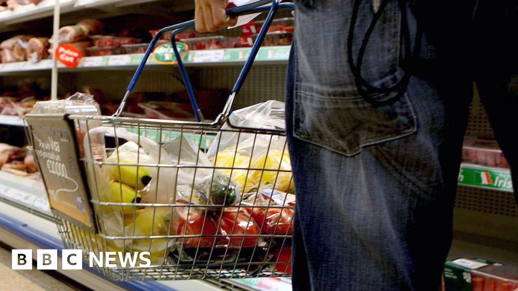 Treasury looks at extending Household Support Fund