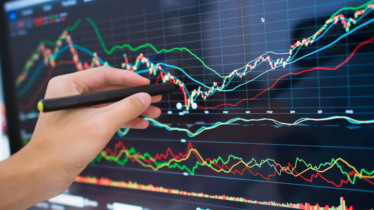 Forex Signals Brief August 27: Markets Consolidate in Tight Range