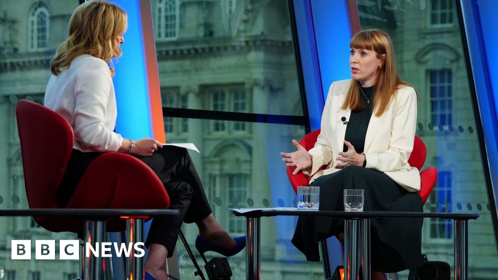 Angela Rayner defends using donor’s New York flat for holiday Angela Rayner defends using donor’s New York flat for holiday