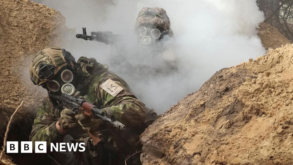 UK sanctions Russian troops over chemical weapons use