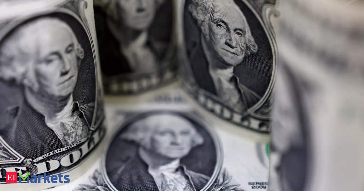 Strong jobs report propels dollar to best week since 2022