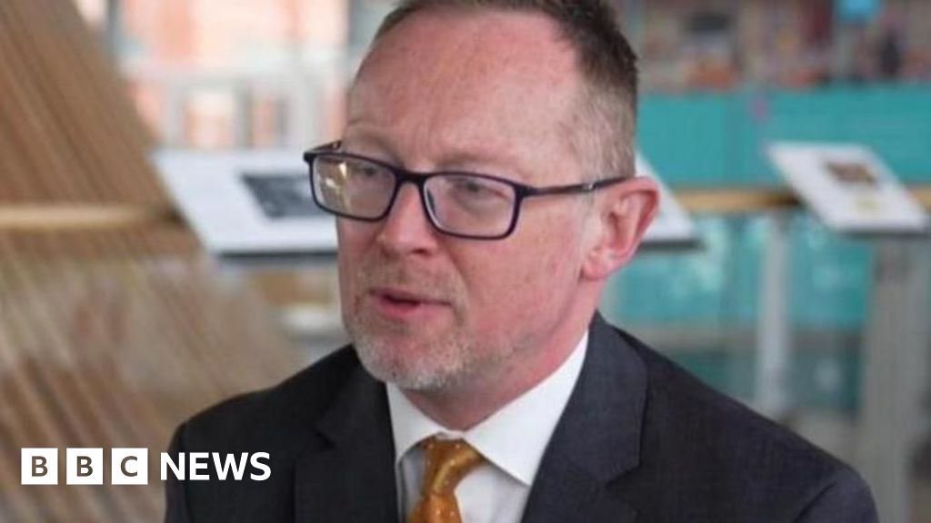 Welsh Tory Russell George in probe back on front bench