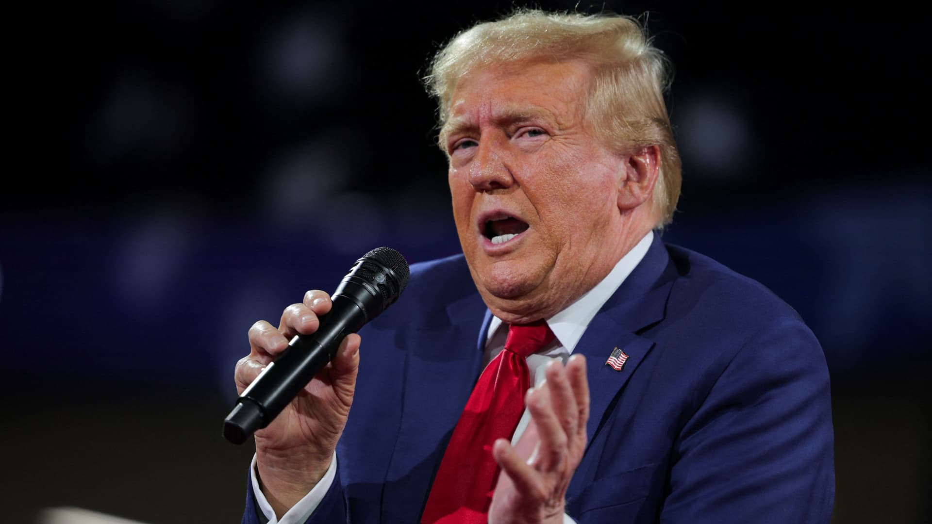 Foreign auto stocks BYD, BMW and others slide on Trump tariff fears