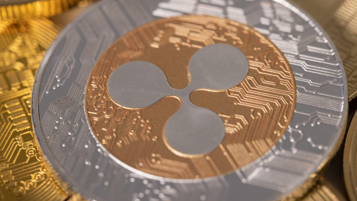 XRP Competitor Poised for a Massive Price Surge, Veteran Investor Predicts