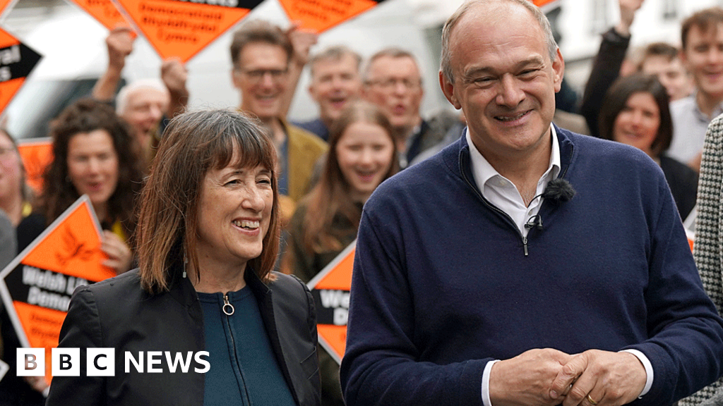 Ed Davey says Welsh Lib Dem leader should ‘reflect’ on her position