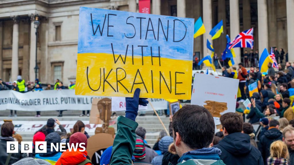 Ukrainians can bring children to UK as visa changes reversed