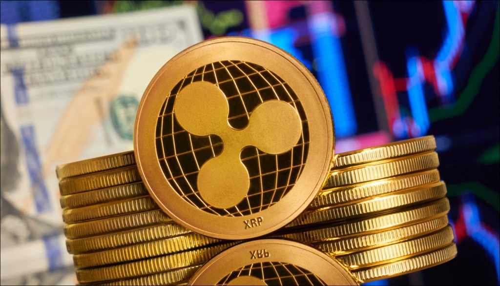 XRP Struggles at $2.37 Amid $150B Market Cap, Faces Key Support at $2.13