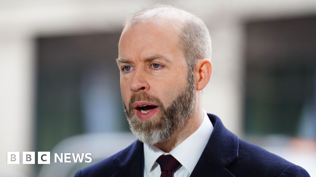 Jonathan Reynolds faces calls to resign over solicitor CV claim