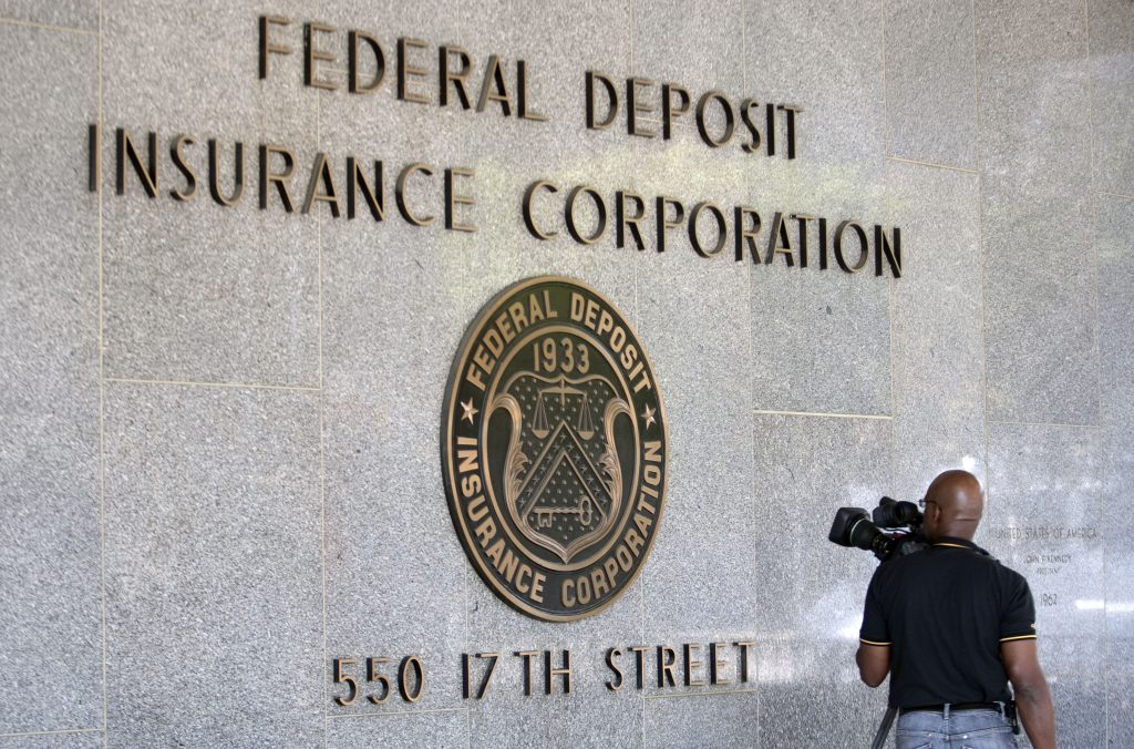 Crypt Banking Is Facing Strong Opposition, Says FDIC Report