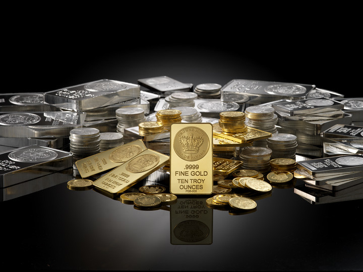 Gold, Silver Price Rises as Global Uncertainty Fuels Safe-Haven Demand