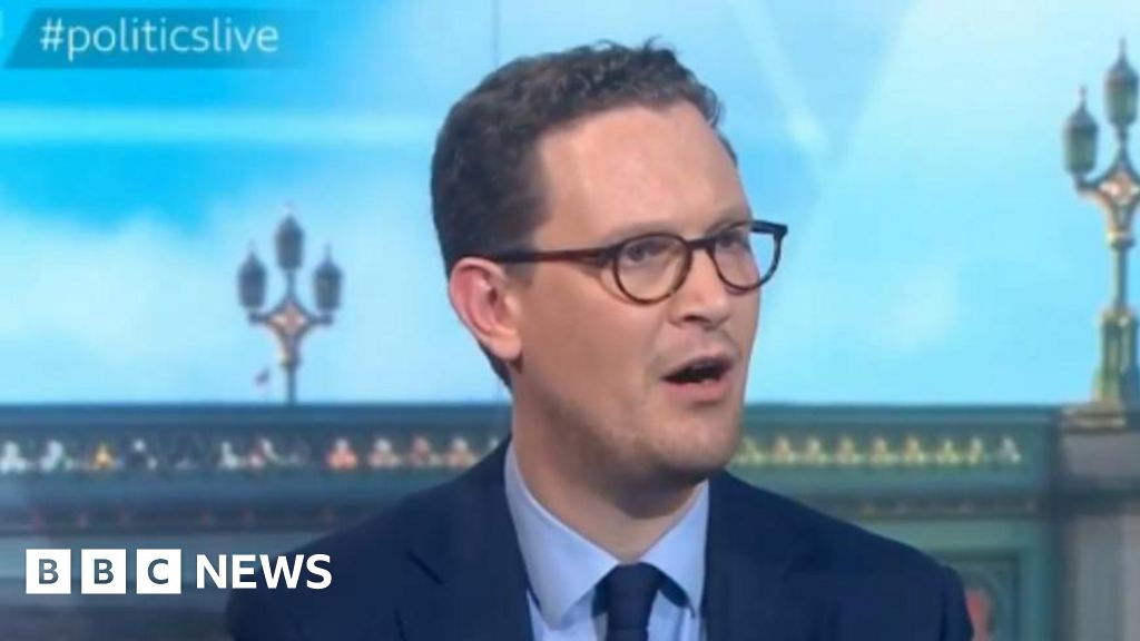Minister Darren Jones sorry for comparing benefits to pocket money