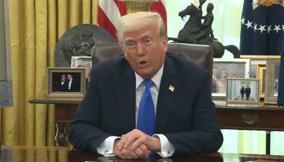Risk trades bounce after Trump touts flexibility on tariffs
