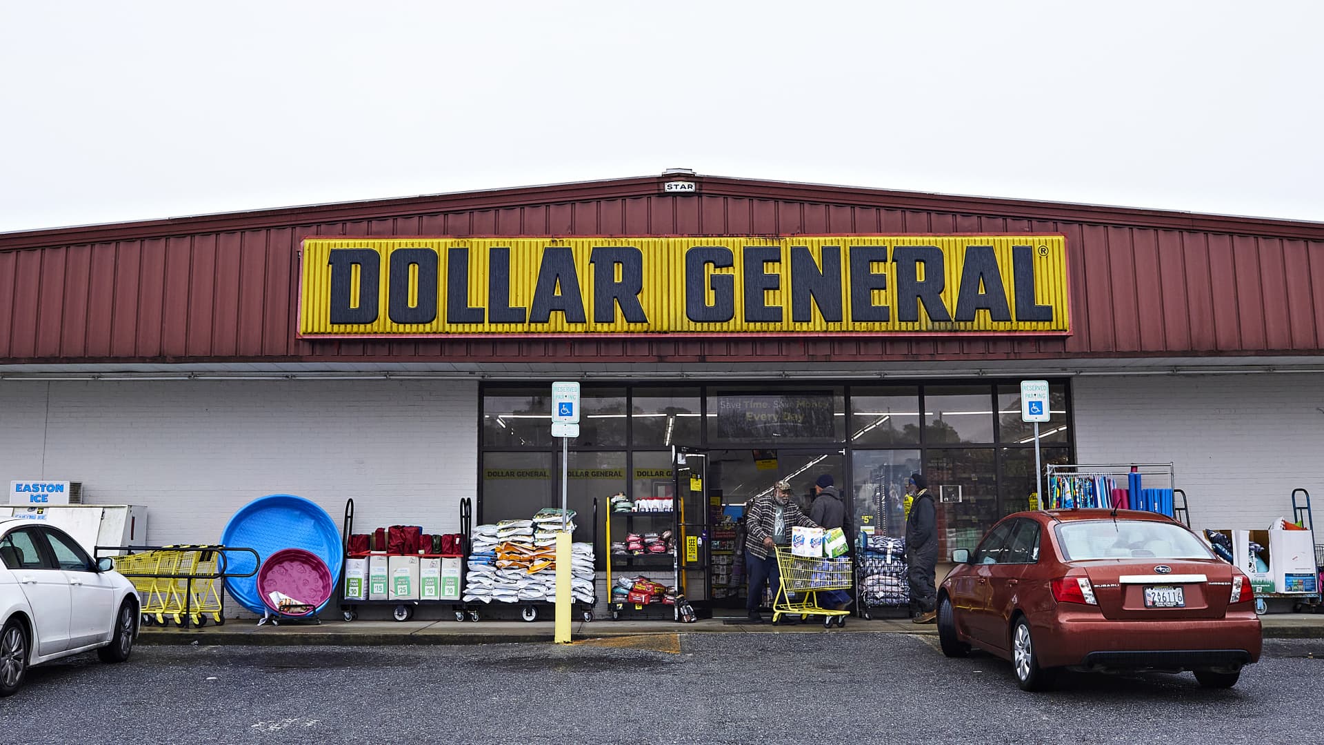 Dollar General stock performance among best of Trump’s first 100 days